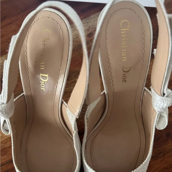 Dior Women's Elegant White Slingback Heels - Picture 5 of 14